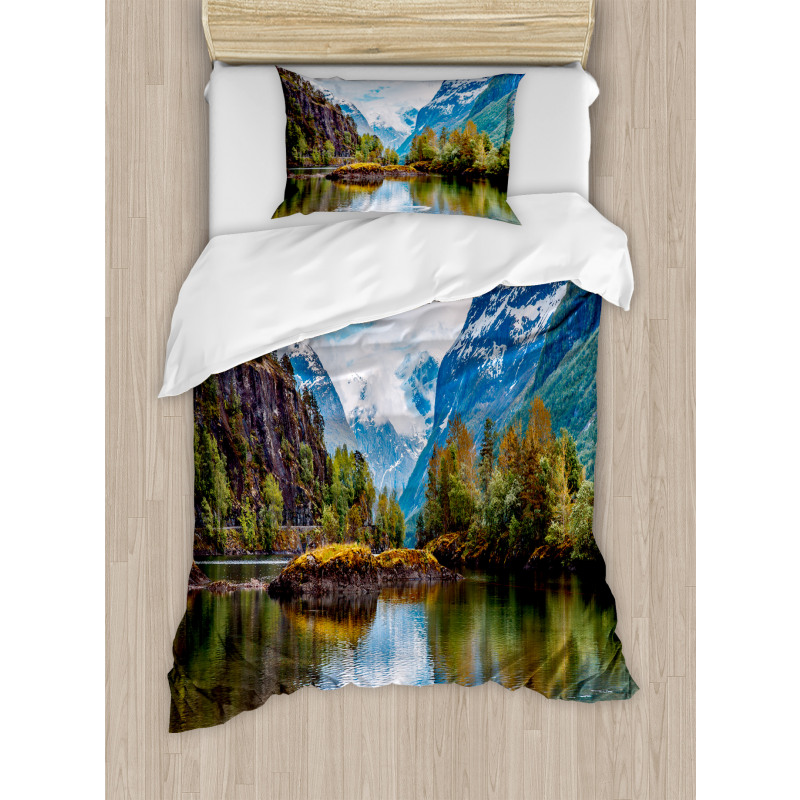 Snowy Norway Mountains Duvet Cover Set