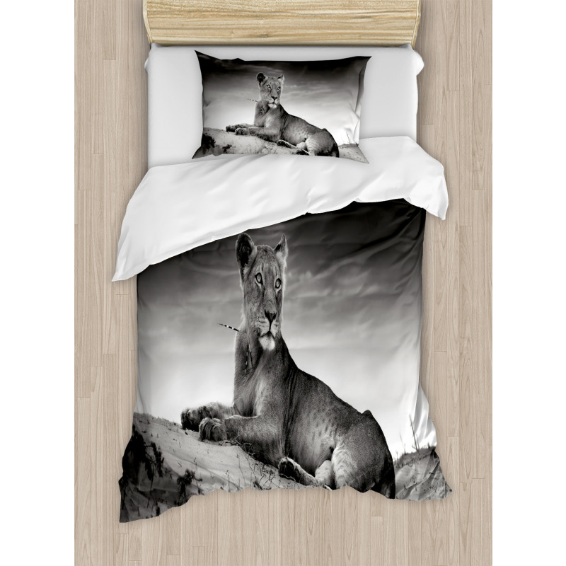 Wild Lioness Duvet Cover Set