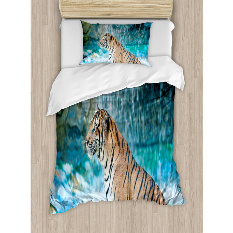 Feline Animal in Pond Duvet Cover Set