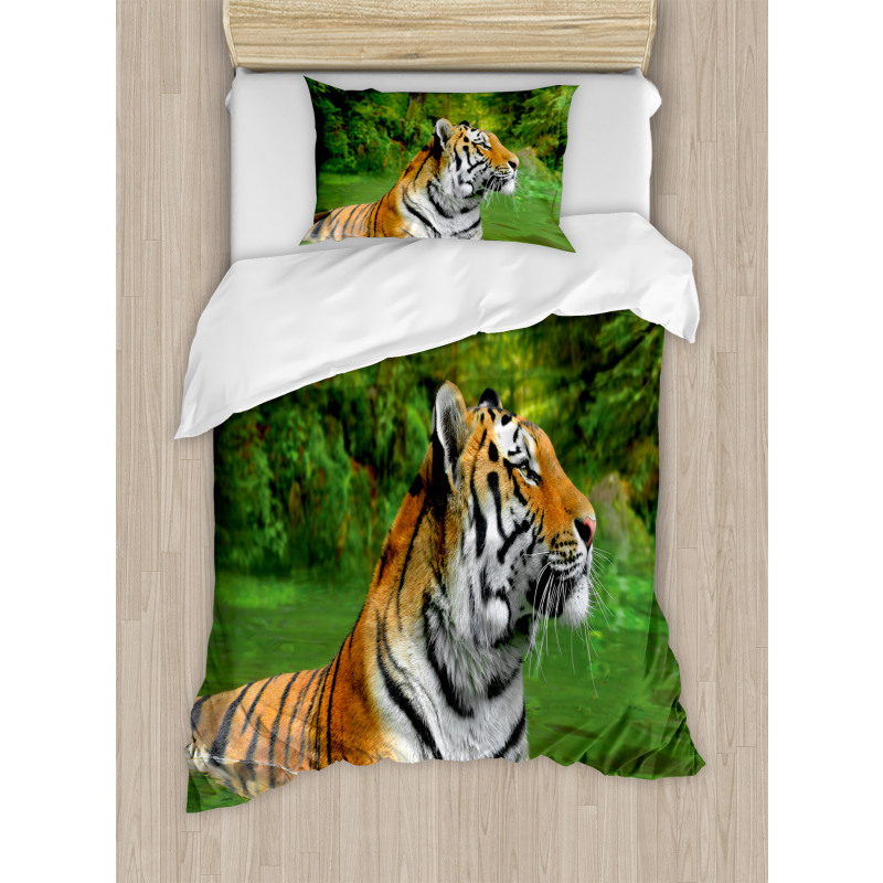 Siberian Wild Cat in Lake Duvet Cover Set