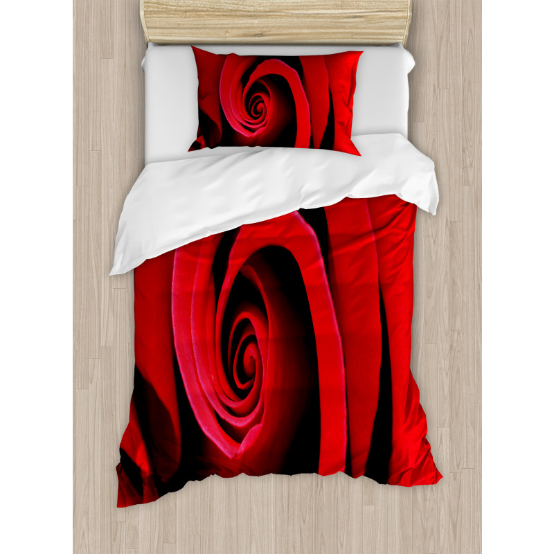 Swirled Petals Red Blossom Duvet Cover Set