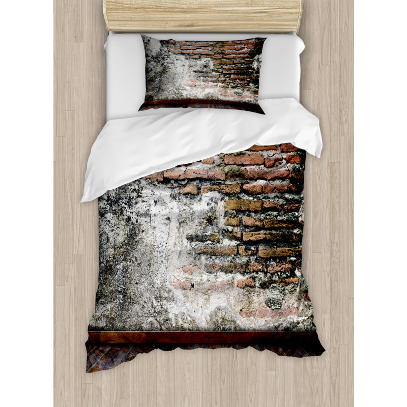 Worn Looking Wall Photo Duvet Cover Set