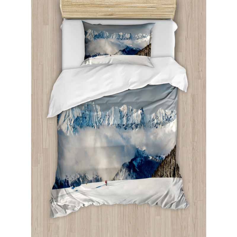 Panoramic Mountains Walk Duvet Cover Set