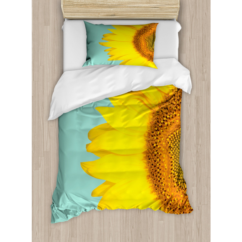 Close up Half Petal Duvet Cover Set