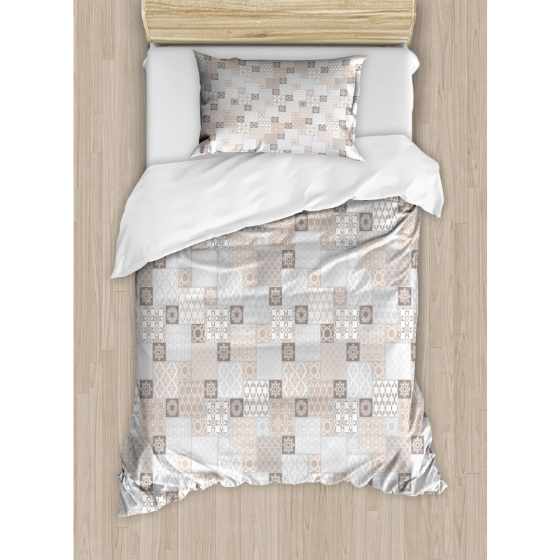 Oriental Checkered Motif Duvet Cover Set