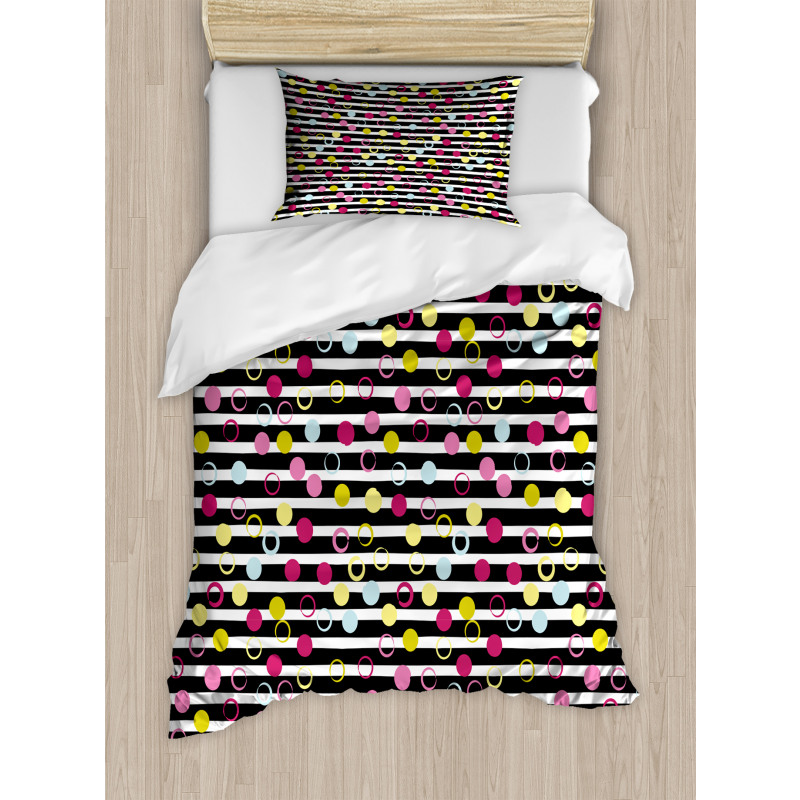 Retro Stripped Backdrop Duvet Cover Set