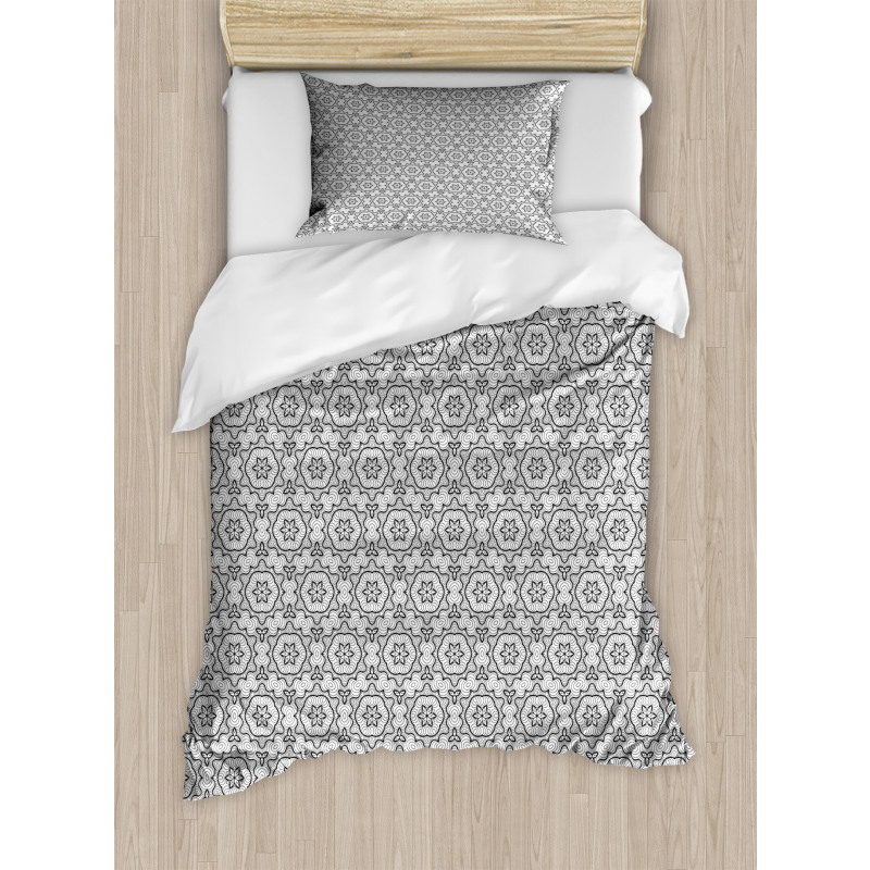 Symmetrical Simple Motifs Duvet Cover Set