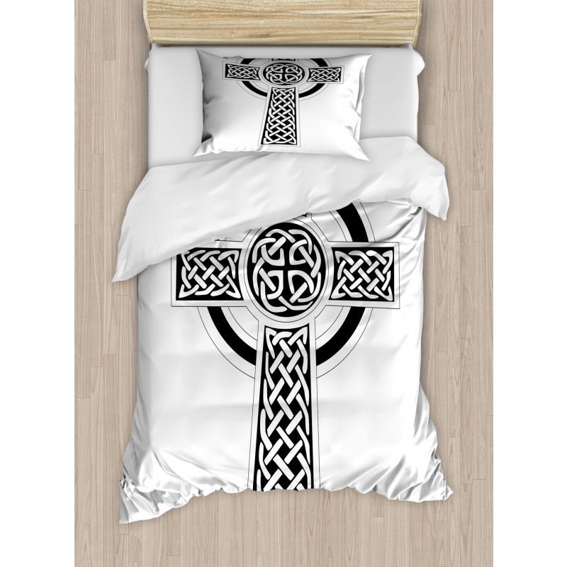 Knots of Mythological Times Duvet Cover Set