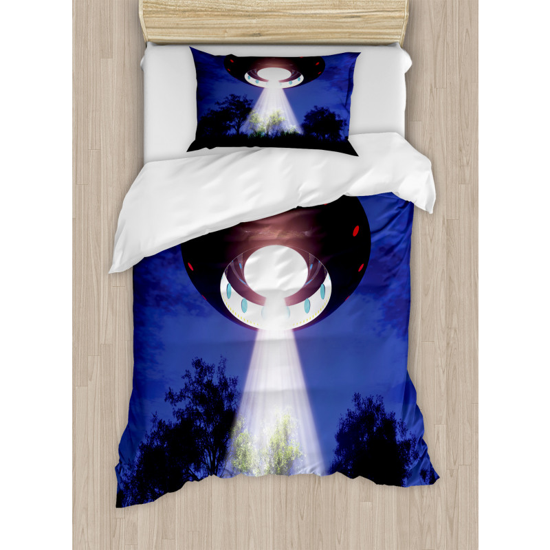 Night Scenery with Aliens Space Duvet Cover Set