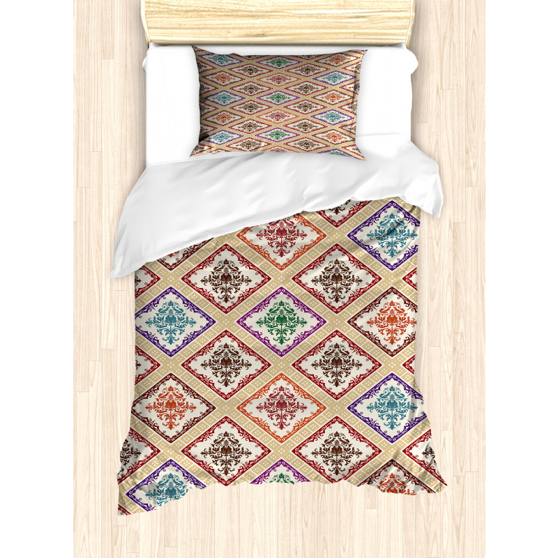 Motif in Vivid Rhombuses Duvet Cover Set