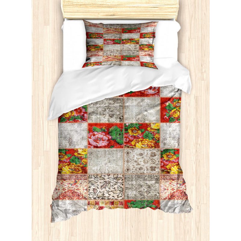 Folkloric Grunge Flowers Duvet Cover Set