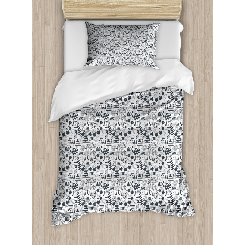 Greyscale Blossoming Flora Duvet Cover Set