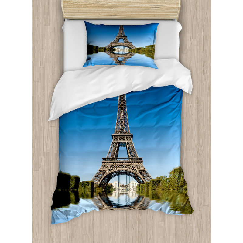 Eiffel Water Reflection Duvet Cover Set
