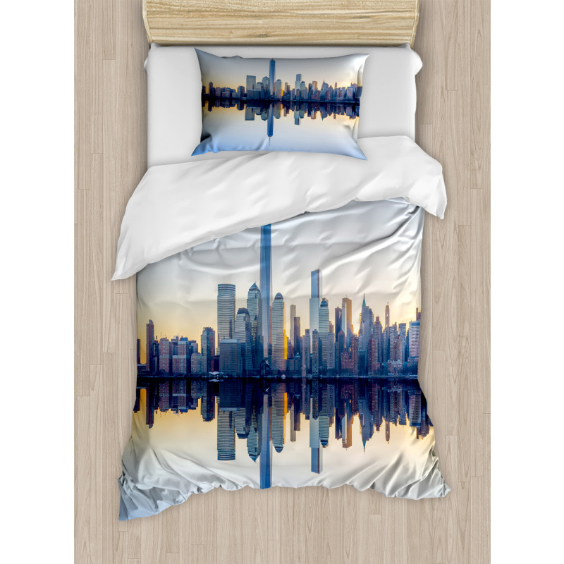 Manhattan Skyline Reflection Duvet Cover Set