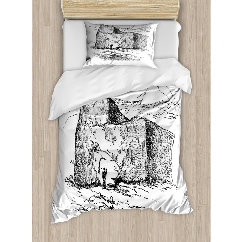 Hand Drawn Mountain Design Duvet Cover Set