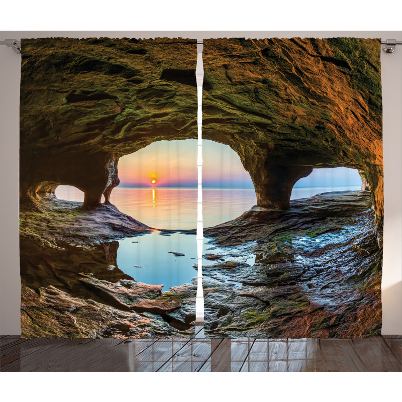 Big Grotto by the Sea Curtain