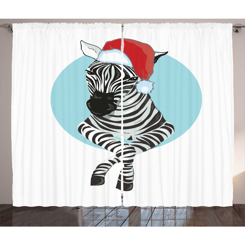 Yeniyıl Perde Mavi Daire İçinde Noel Baba Şapkalı Zebra 