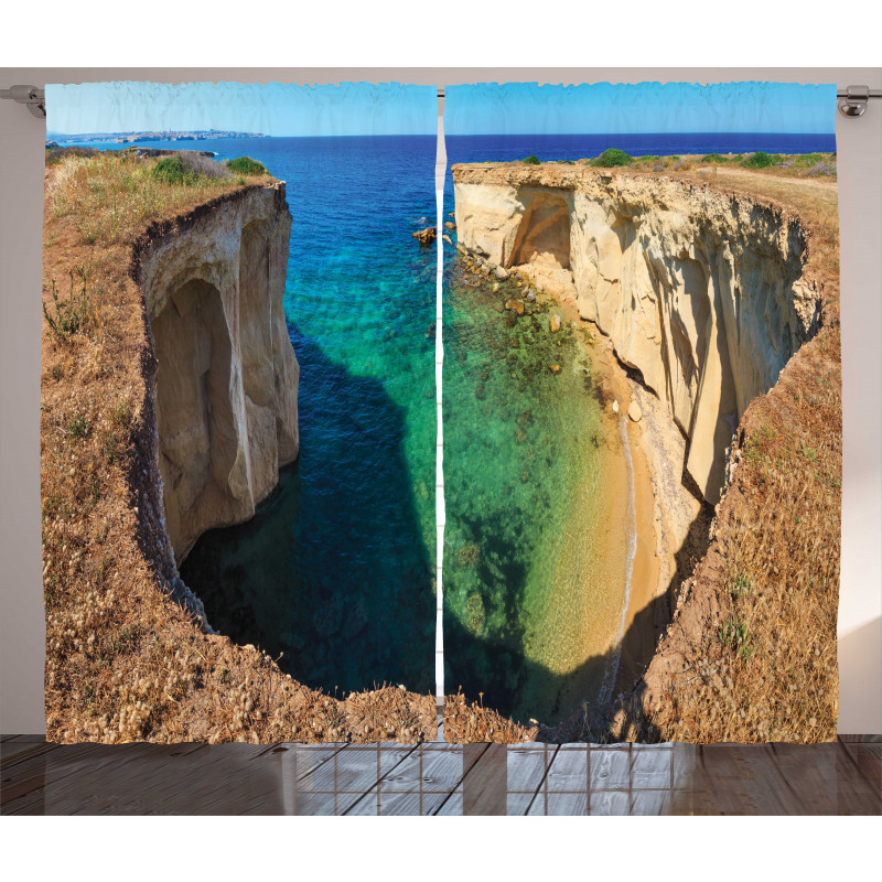 Panoramic Sea and Grotto Curtain