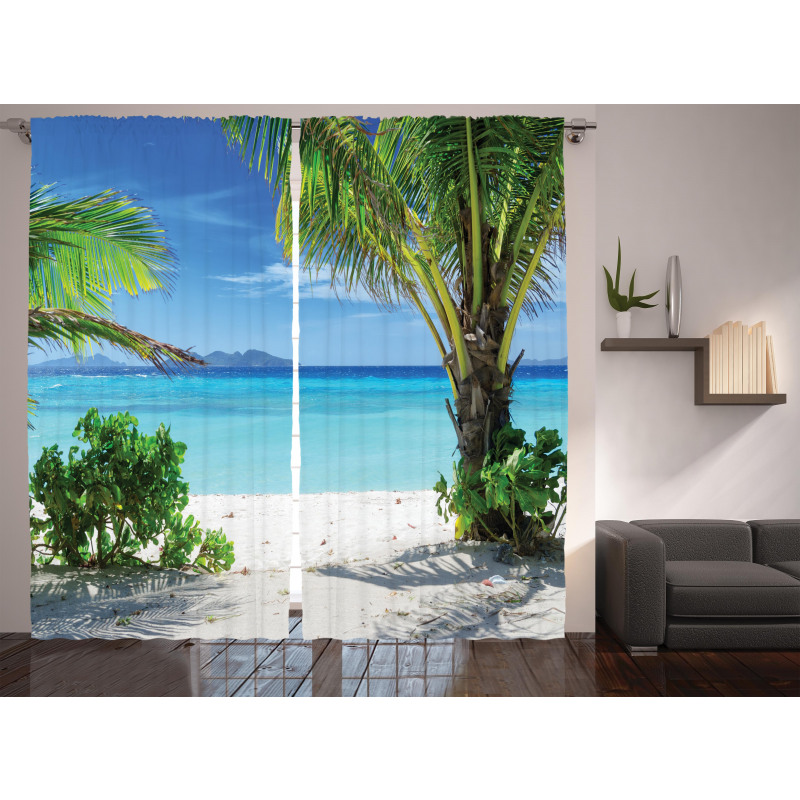 Idyllic Oceanic Resort Curtain
