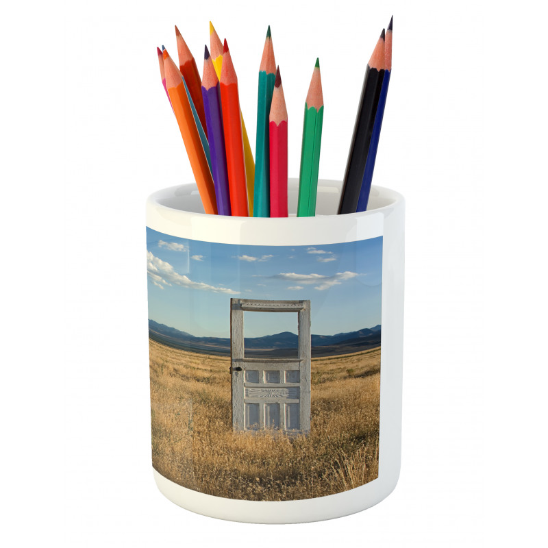 Field with Mountains Pencil Pen Holder