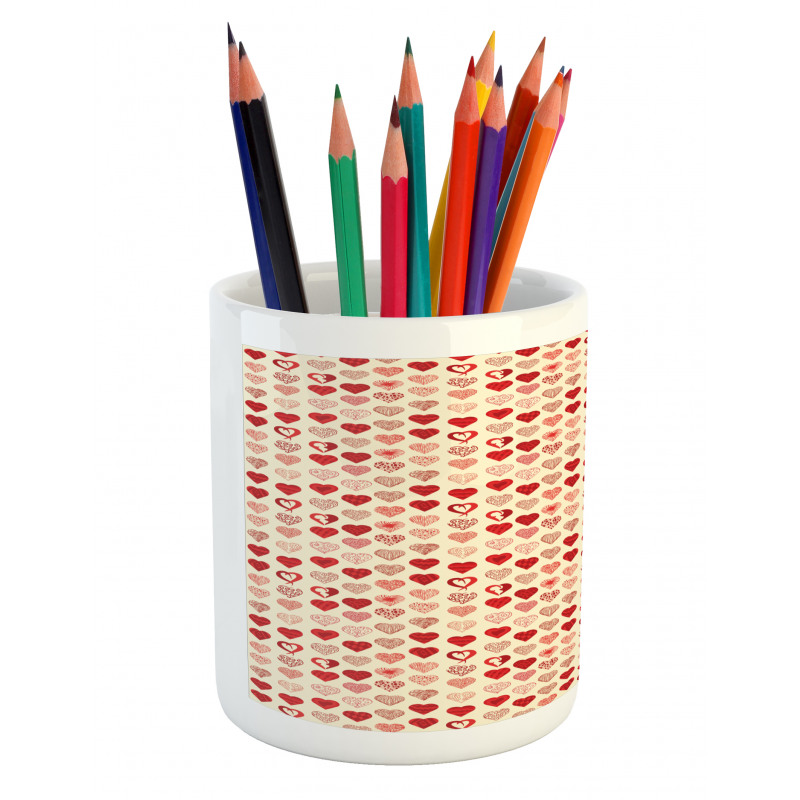 Doodle Hearts Art Pencil Pen Holder