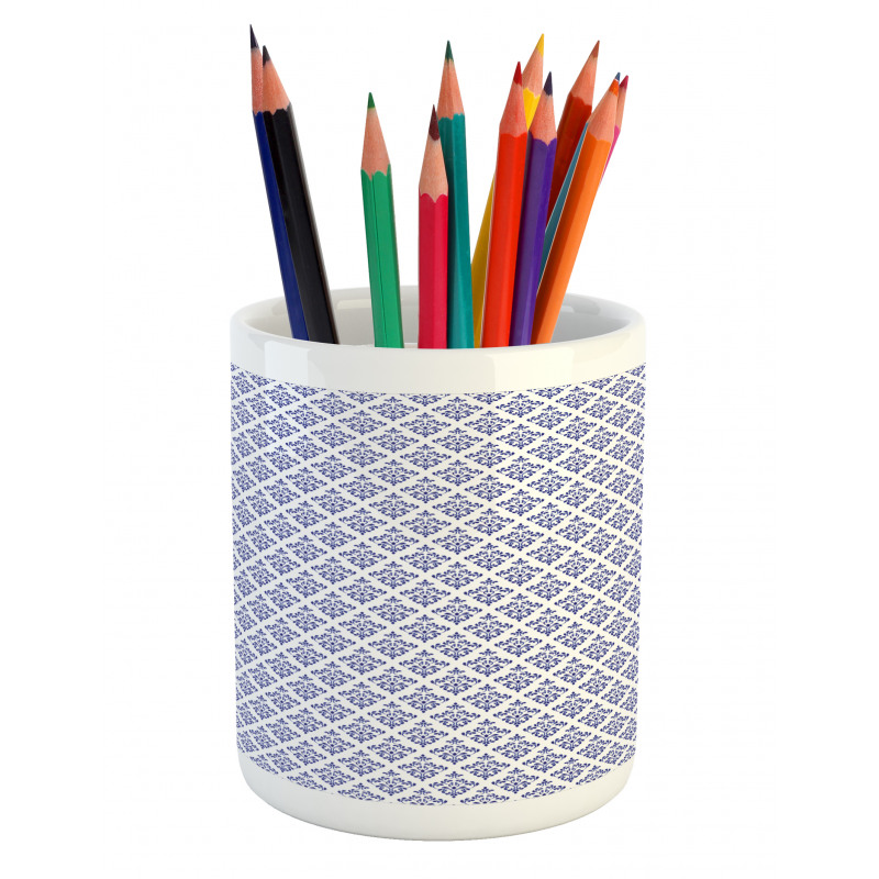 Monochrome Damask Leaves Pencil Pen Holder