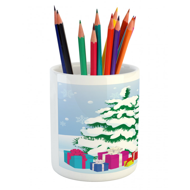 Presents Under a Tree Pencil Pen Holder