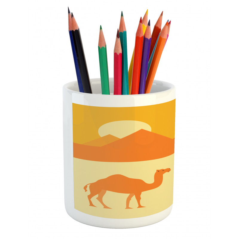 Camel Pyramids Pencil Pen Holder