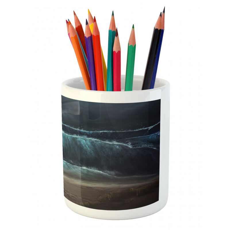 Gothic Wave Alone Woman Pencil Pen Holder