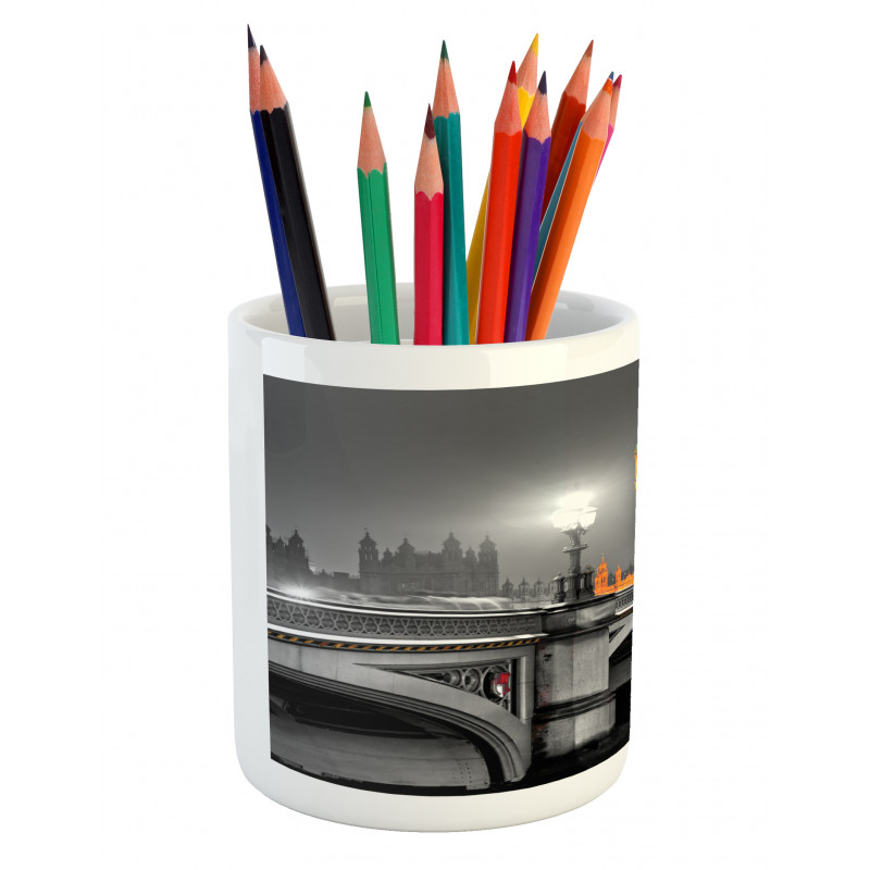 Big Ben Bridge Night Pencil Pen Holder