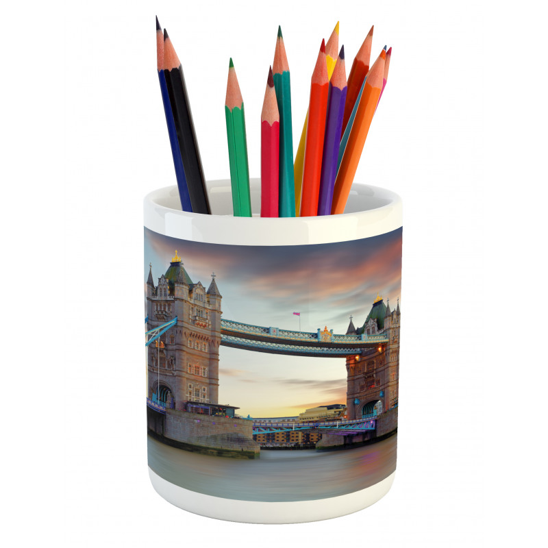 Historical Tower Bridge Pencil Pen Holder