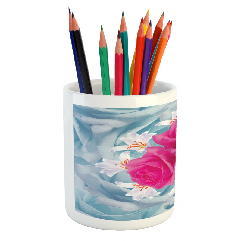 Graphic Roses and Lilies Pencil Pen Holder