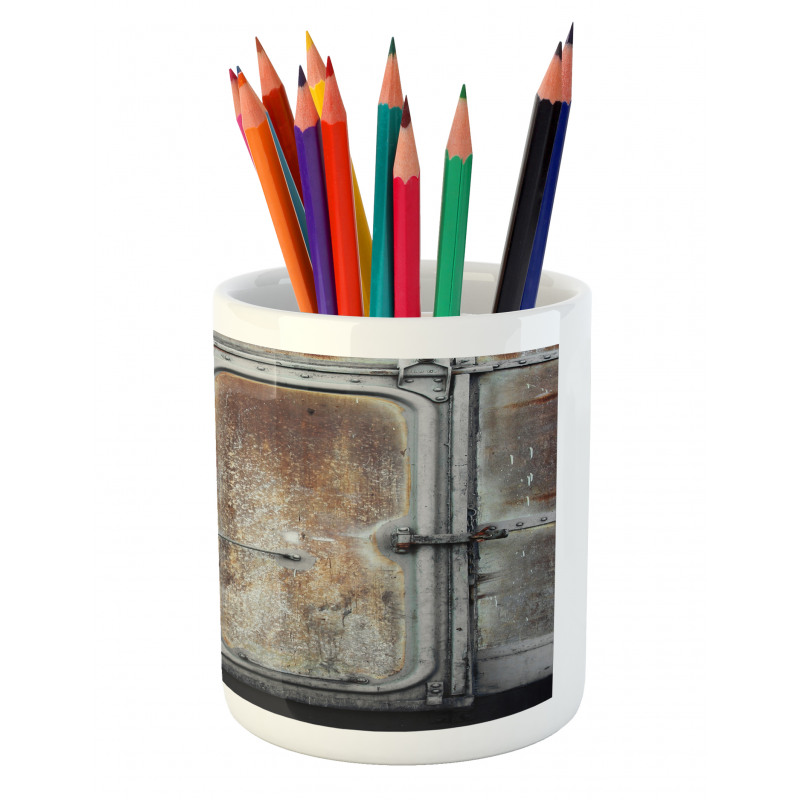 Power Locomotive Train Pencil Pen Holder