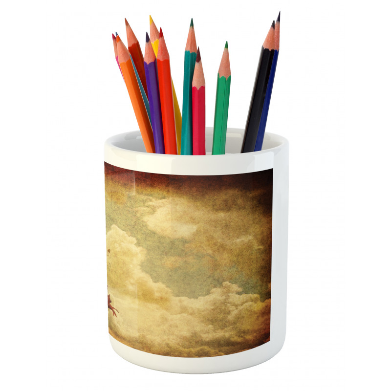 Retro Flower Chamomile Pencil Pen Holder