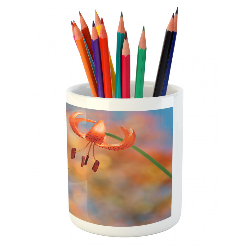 Racket Tail Lily Nectar Pencil Pen Holder