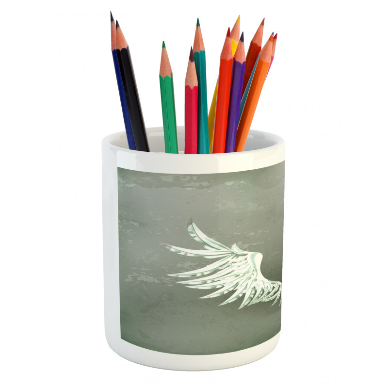 Coat of Arms Wings Pencil Pen Holder