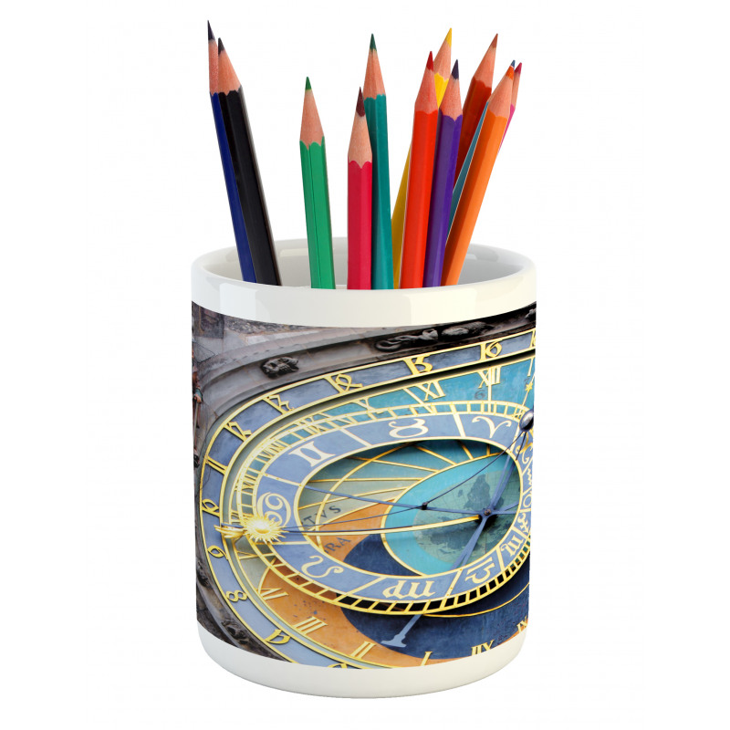 Old Town Medieval Pencil Pen Holder