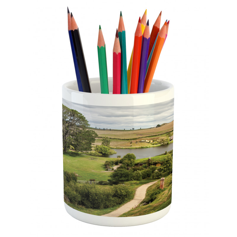 Overhill Matamata Pencil Pen Holder