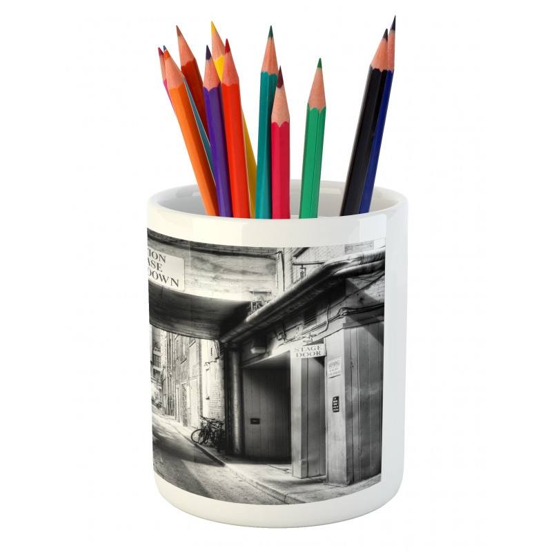 Old Fashion Urban District Pencil Pen Holder