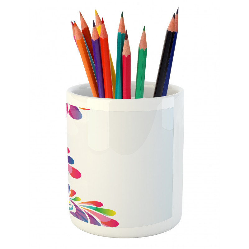 Curvy Floral Design Pencil Pen Holder