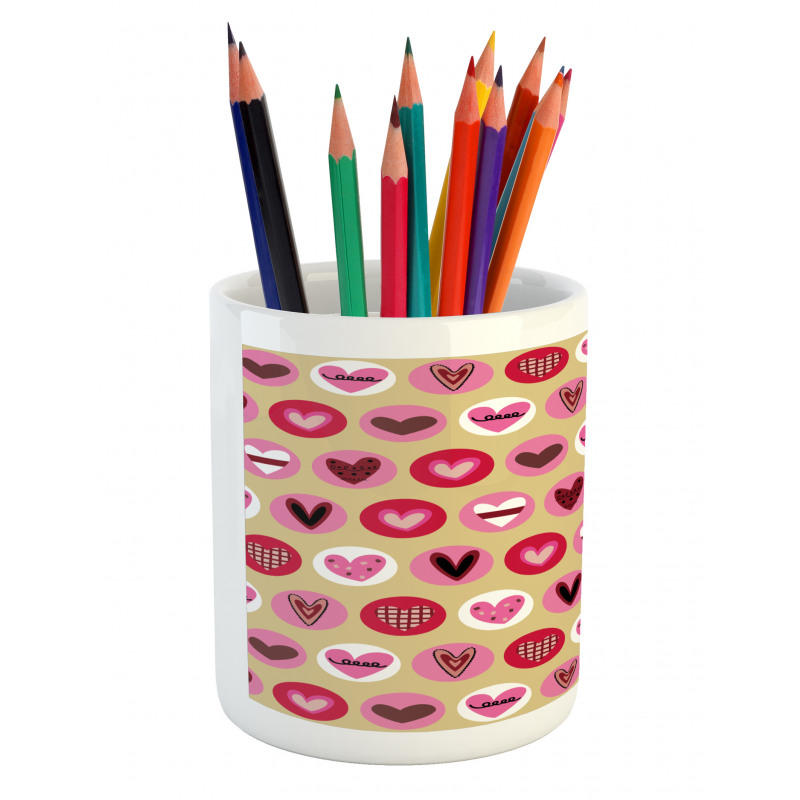 Cartoon Style Hearts Pencil Pen Holder