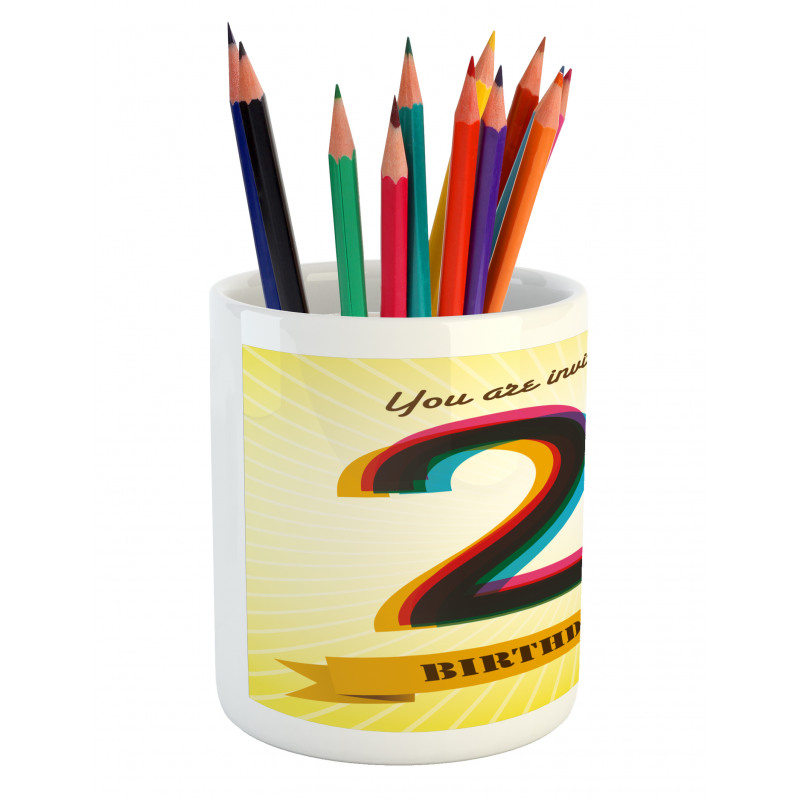 Radial Backdrop Pencil Pen Holder