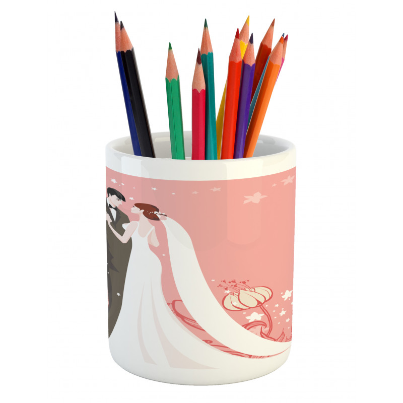 Bride Groom Dancing Floral Pencil Pen Holder