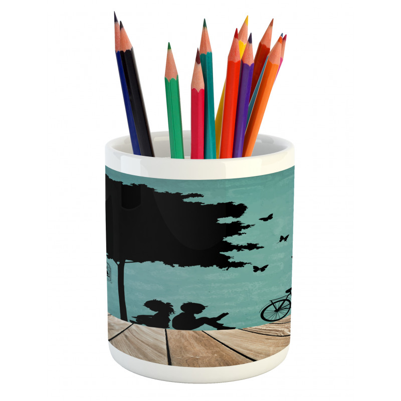 Boy and Girl Under a Tree Pencil Pen Holder