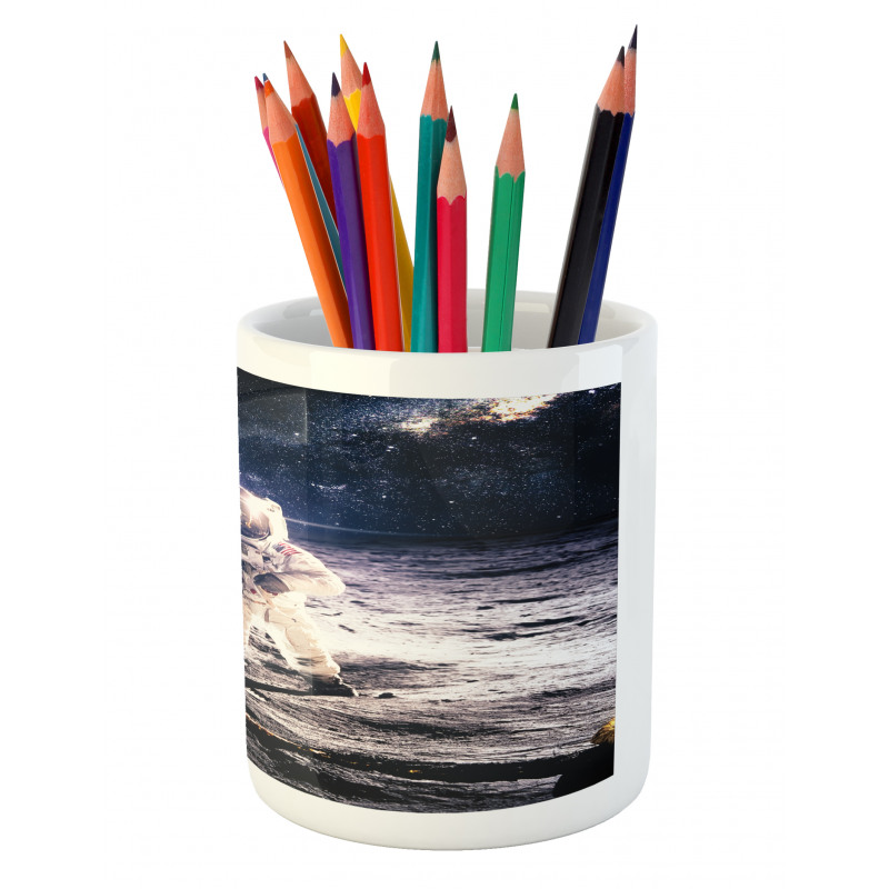 Astronaut on the Moon Pencil Pen Holder