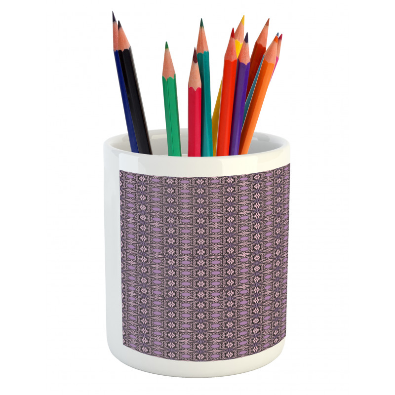 Curvy Edged Squares Pencil Pen Holder