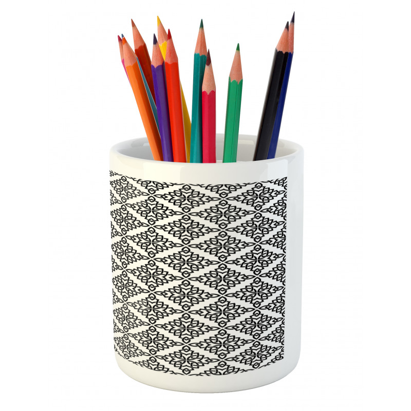 Latticework Pattern Pencil Pen Holder