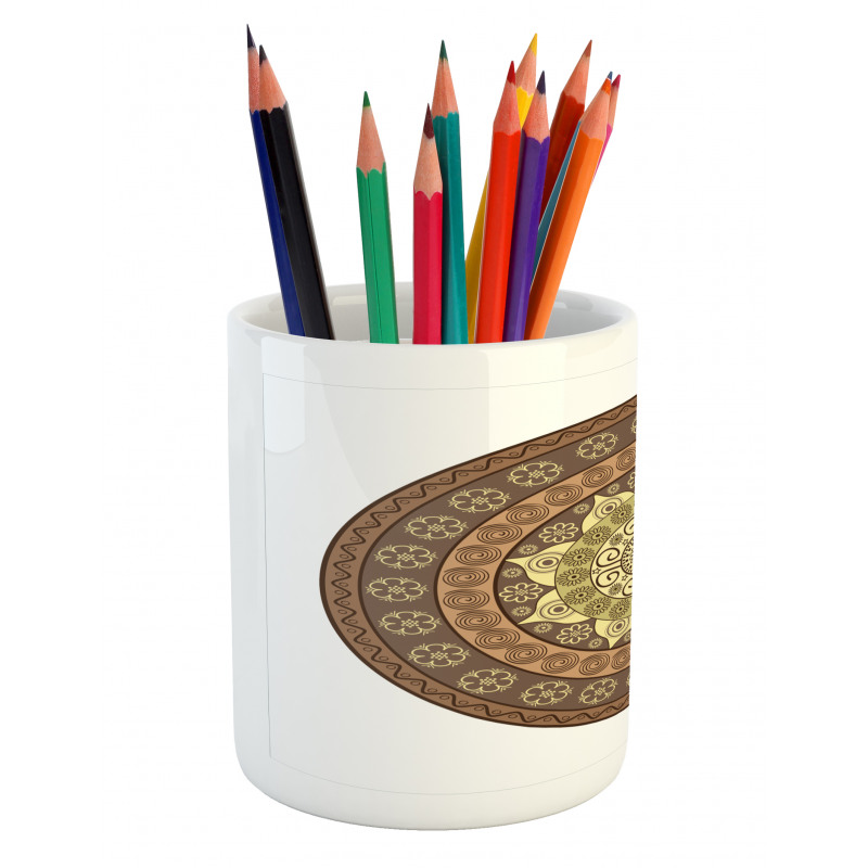 Simplistic Ornament Pencil Pen Holder