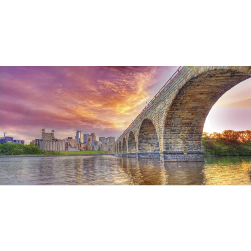 Stone Arch Bridge Pencil Pen Holder