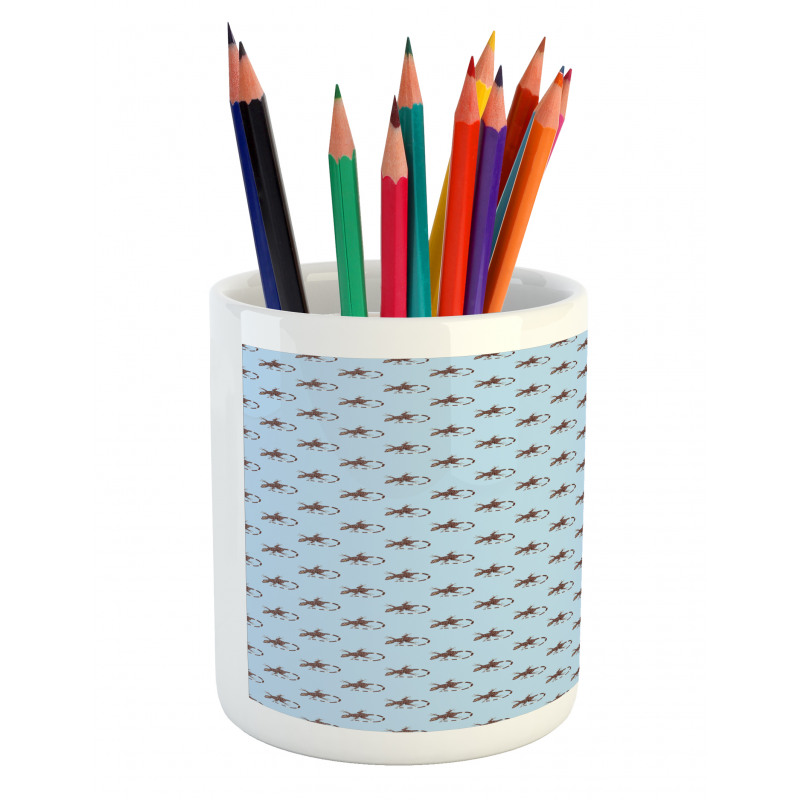 Illustration of Lizards Pencil Pen Holder